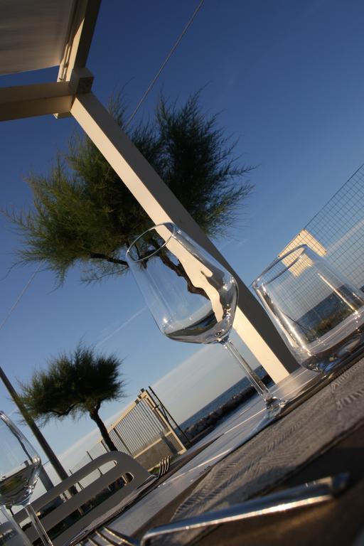 Agriturismo Frontemare Джулианова Екстериор снимка