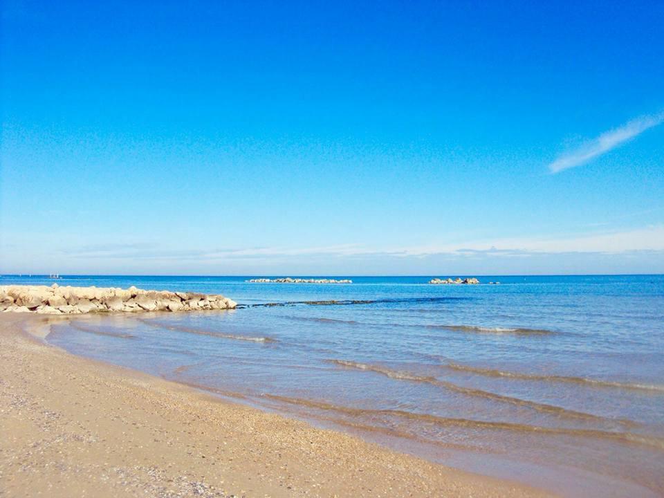 Agriturismo Frontemare Джулианова Екстериор снимка
